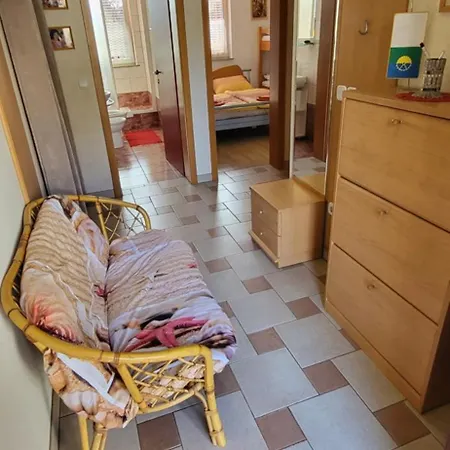 Apartma Ob Krki * Straza